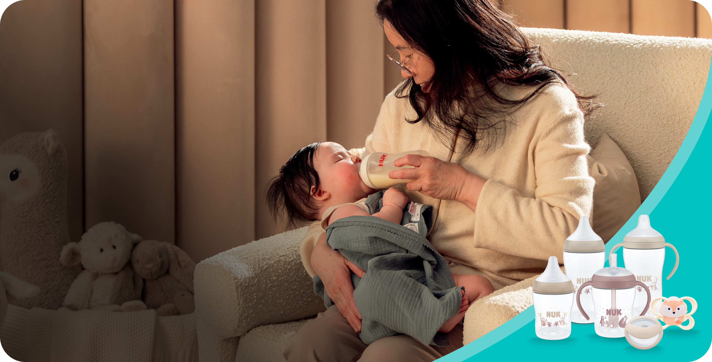 [Translate to Czech (Reborn) nuk.cz:] Mother with Baby and soother