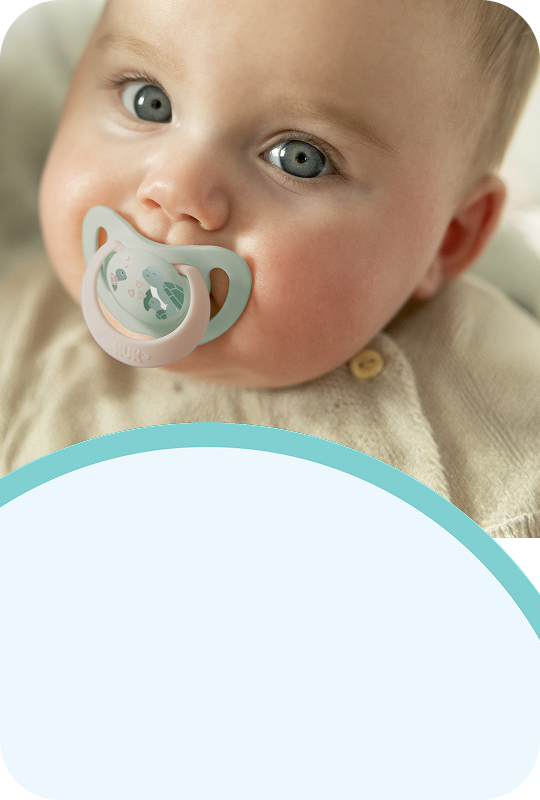[Translate to Czech (Reborn) nuk.cz:] Baby with soother