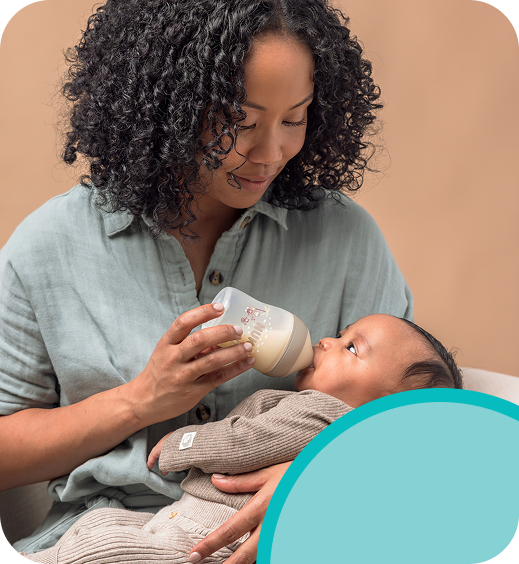 [Translate to Czech (Reborn) nuk.cz:] Mother with Baby and Babybottle